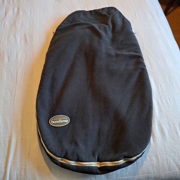 J J Cole Bundle me stroller or sled liner, gray with sherpa lining - Picture 1 of 8